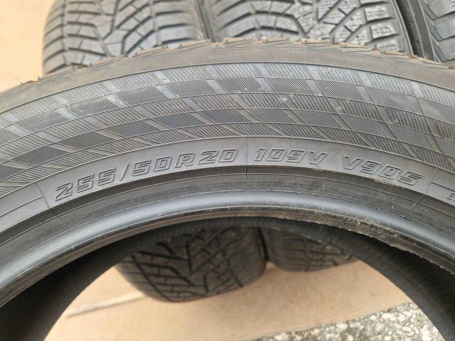4 Yokohama R20 255/50
Зимни гуми 
DOT2018