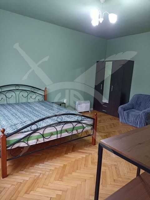 Продава се Четиристаен апартамент в Варна, Център - 115 кв.м за 2896 €/кв.м - Снимка #2