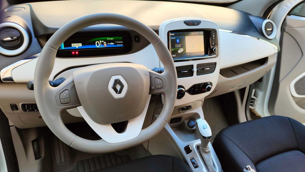 Renault ZOE full electric an fab.2016 -52.000 km impecabil interior exterior