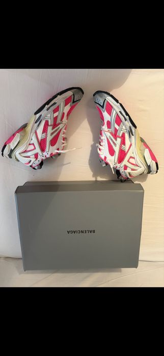 balenciaga runners