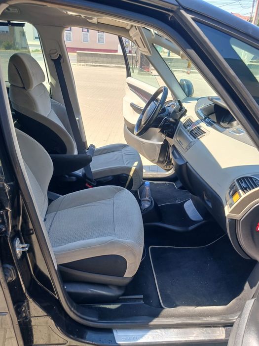 Vând Citroen C4 Picasso, 7 locuri, 2.0 Diesel, an 2007!
