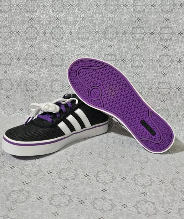 Asidasi dama Adidas Calneo, streetwear marime 37
