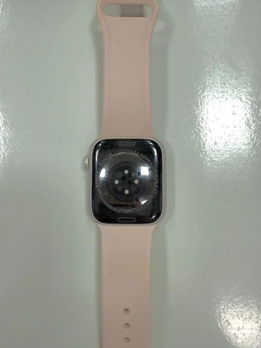 Продам apple watch 8 series