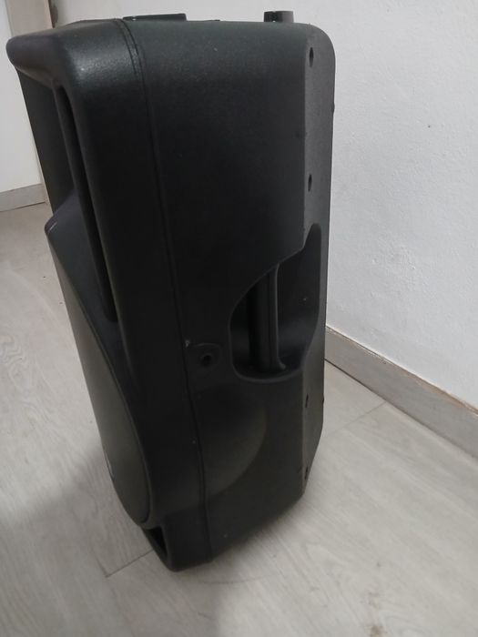 Vând boxă opera live202 ca nouă