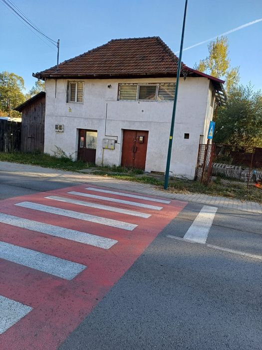 Închiriere etaj casă