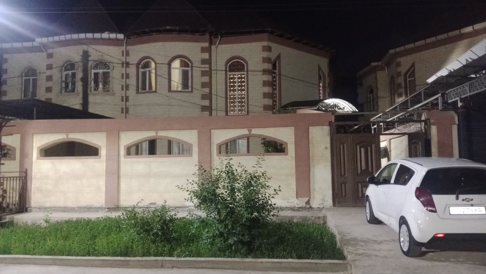 250КВ ховли жой сотилади
