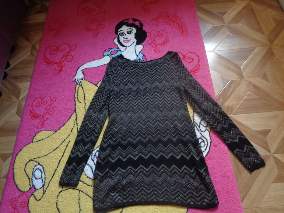 Vand rochie cu maneca lunga dama 6.