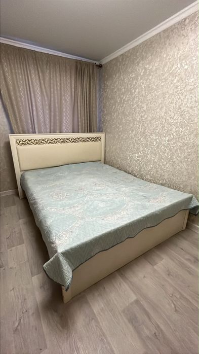 Спальний гарнитур