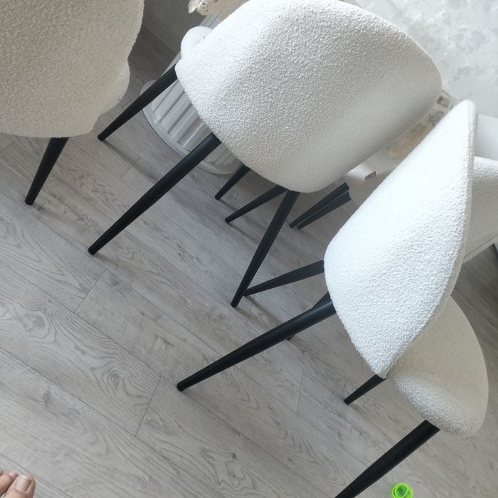 Продам стол+8 стульев