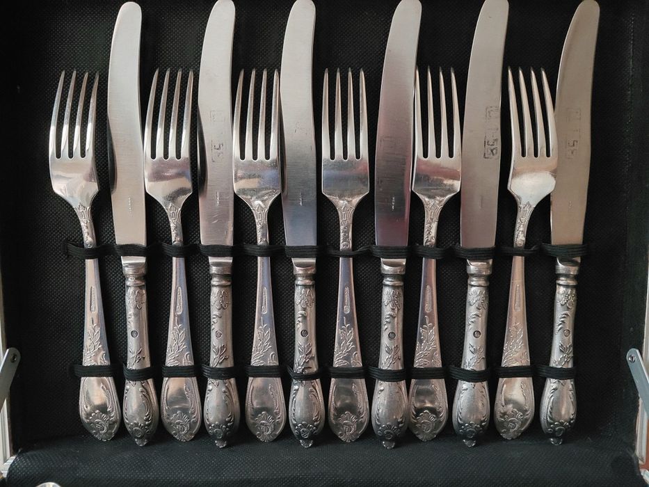 Мельхиоровые столовые приборы