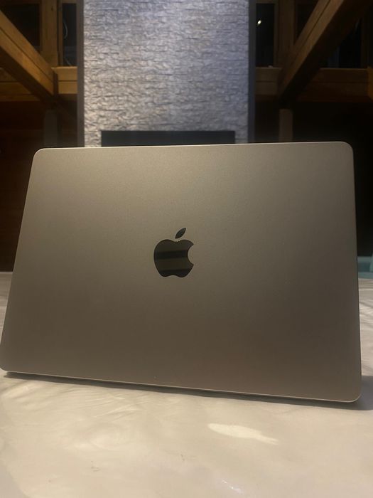 MacBook Air M2/13,6"/8GB/SSD 256GB