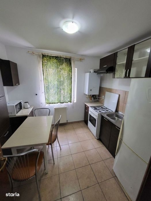 Apartament 2 camere, 42mp, balcon, etaj intermediar, zona Baciu