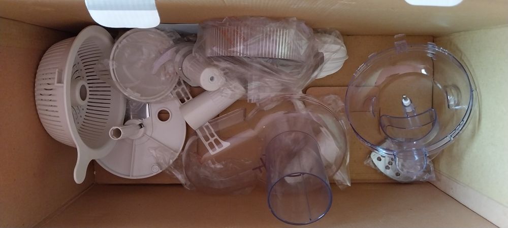 Robot de bucatarie pentru piese de schimb- motor nefunctional