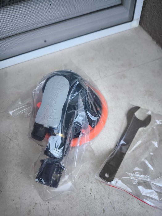 nitro vacuum ns6v Машина за шлайфане на въздух, нова не е ползвана.