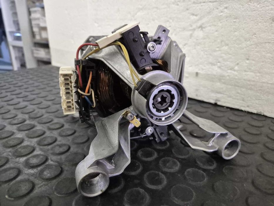 Motor masina de spalat 7 pini Selni 32016735, compatibil Vestel / R2