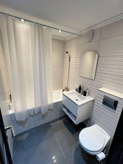 Proprietar închiriez apartament 2 camere Parfumul Teilor