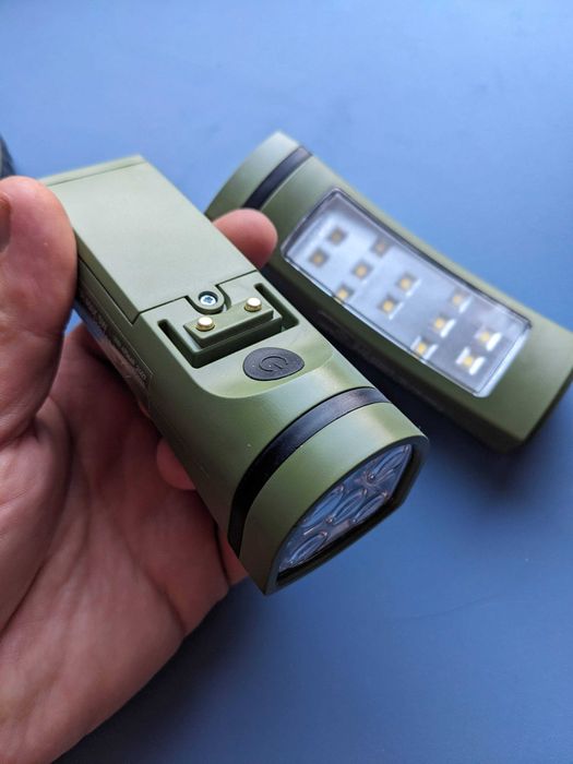 Лампа за къмпинг 2 в 1 Crivit с вградени фенерчета