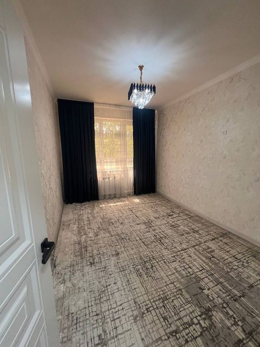 3хона 3 этаж евр кв сотилади