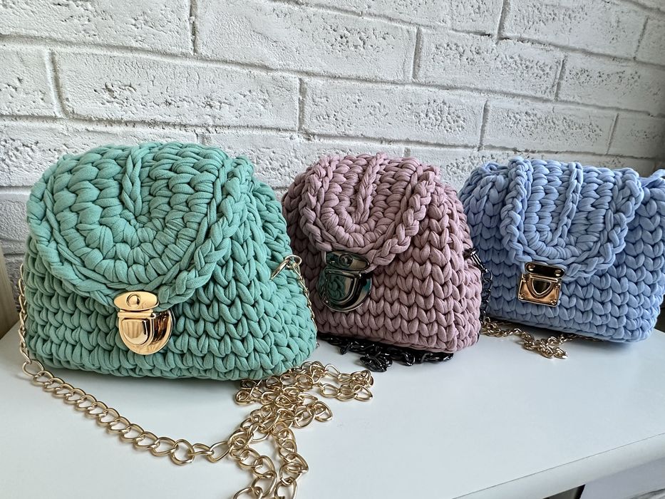 Ръчно плетена чанта бордо