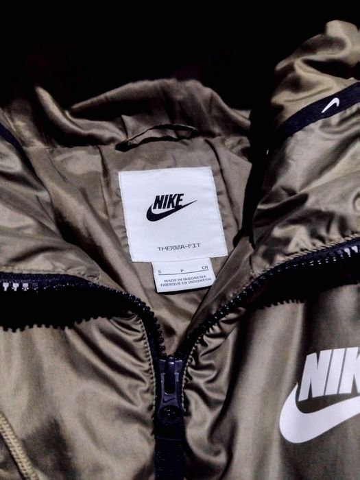 Яке NIKE therma-fit