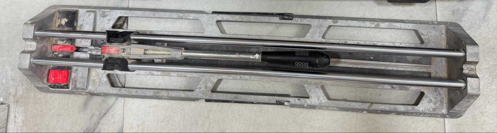 Ръчна резачка за плочки Bellota POP 60 RC