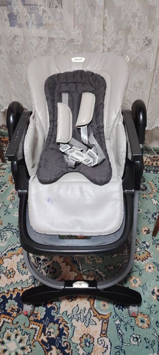 Столик для кормления.