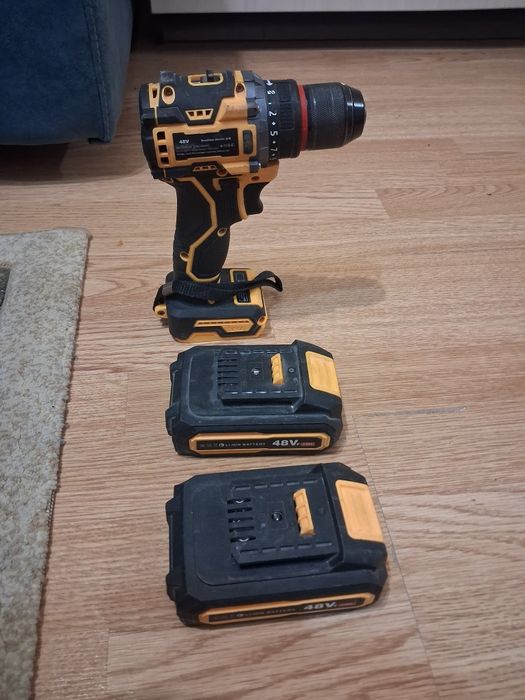 Продам шуруповерт