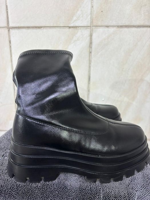 Джинсы,обувь,игра на компанию