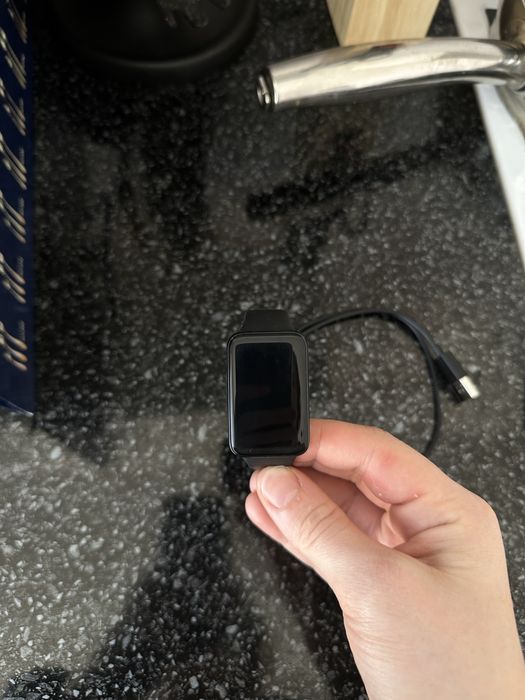 Фитнес-браслет в отличном состоянии