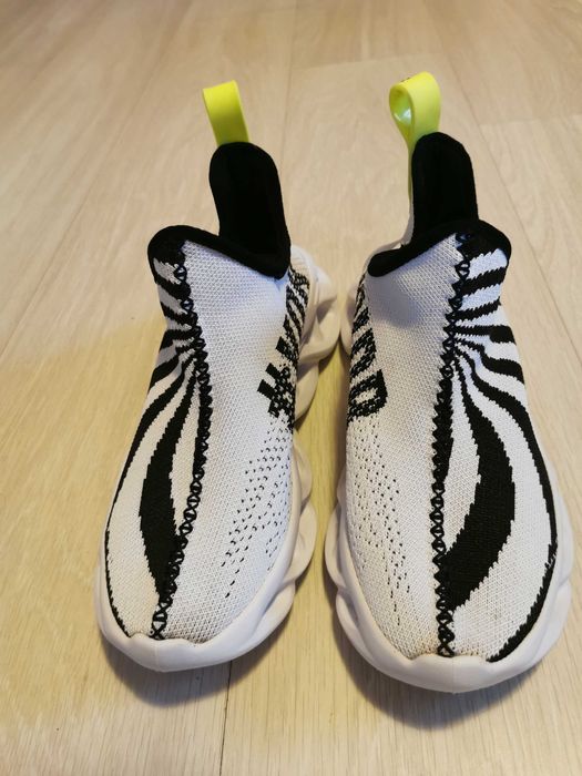 Дамски маратонки #VDR