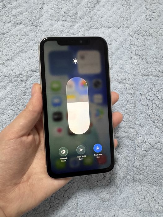 Айфон 11, 128гб без коробки.