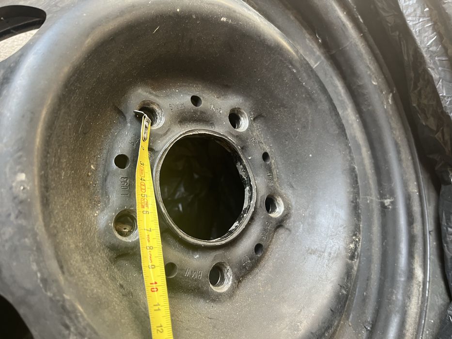 Anvelopa cu janta 195/65/R15, stare foarte buna