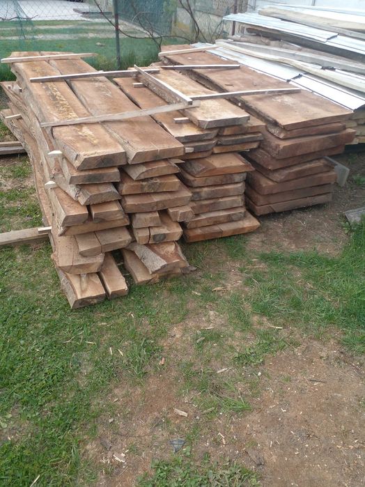 Scandura si dulapi din nuc