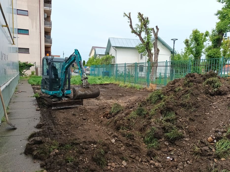 excavator +  basculanta de 3,5t de inchiriat