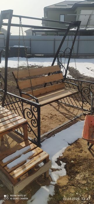 Садовые качели б/у