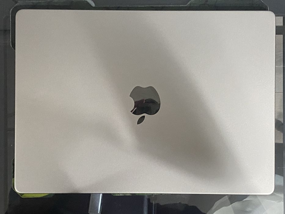 MacBook pro M3, 14-inch