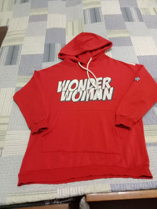 Толстовки, худи разные можно для девочек и мальчиков