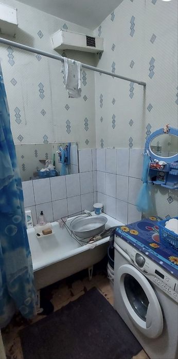 Продается квартира 3 комнатная 10 мкр возле 25 школы