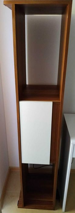 Продавам шкаф за телевизор/ скрин – многофункционален дизайн