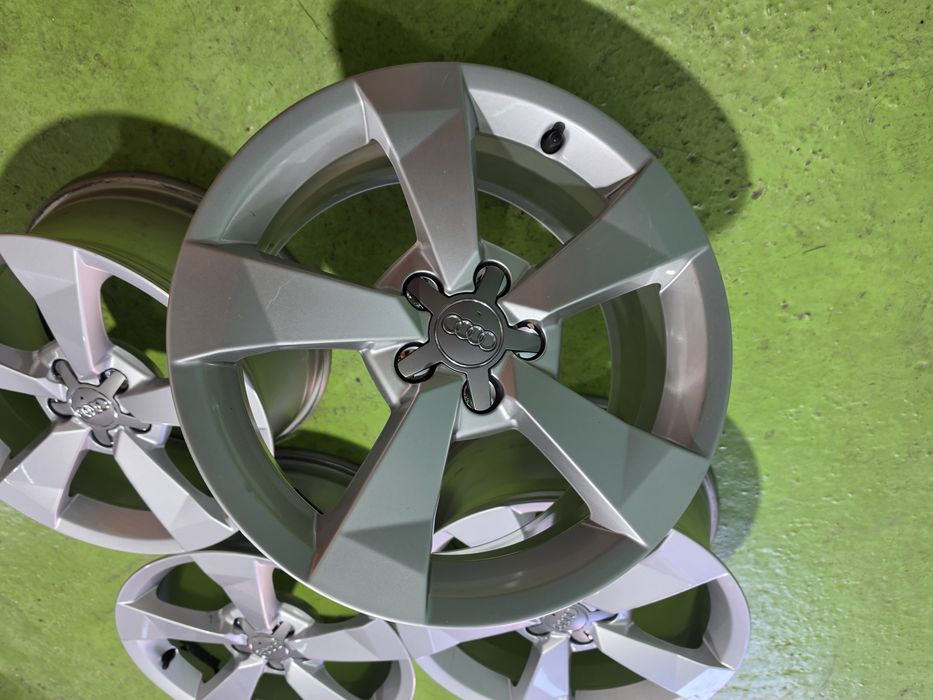 16 5x100 Audi Vw лети джанти 5х100
