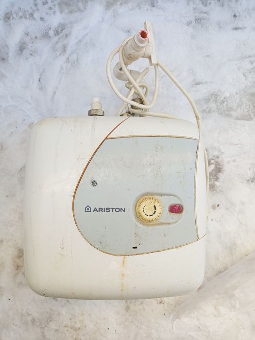 Продам бу  Ariston