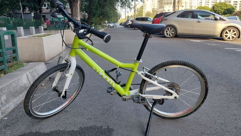 Woom 4 Original Neon Lime 20” – 8 viteze SRAM – 7.8 kg + cric Woom
