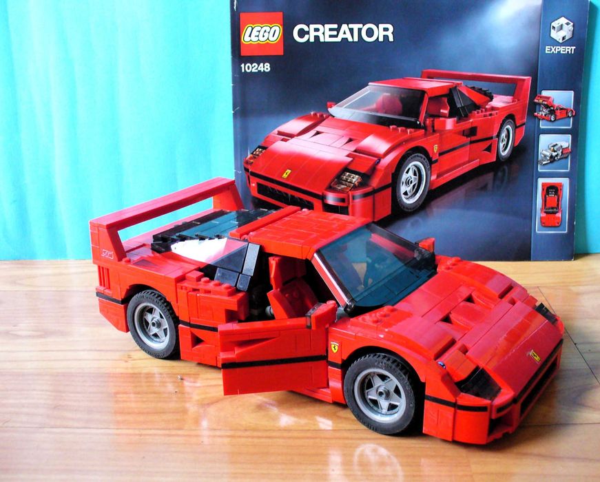 LEGO Ferrari F40 (Creator Expert)