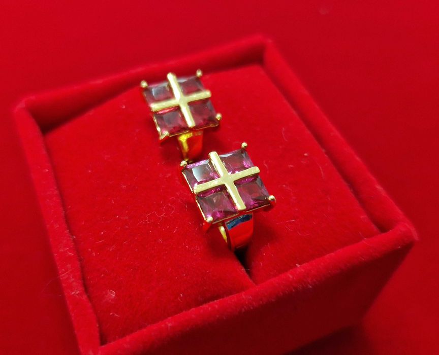 GP75, cercei placati aur 18k,incuietoare sigura,zirconii albe si rosii