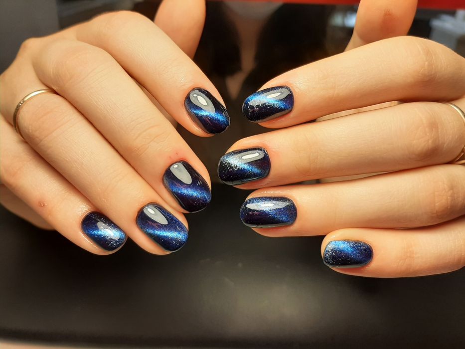 Маникюр и педикюр на дому