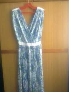 Продавам цветна лятна кенарена рокля