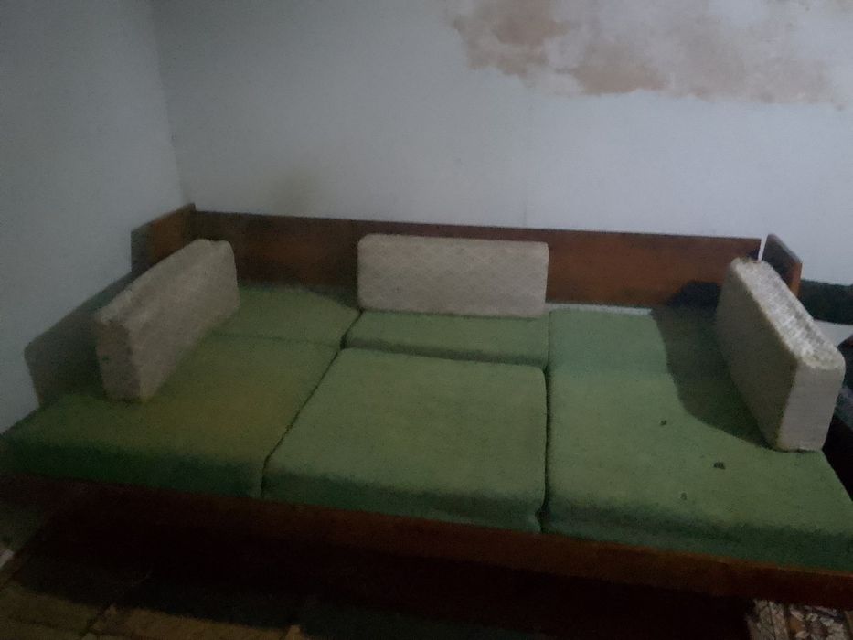 Gr. Firma 2 metr yiğilsa 1.25 metr yiğiladigan divan