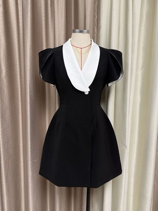 Срочно продам платье