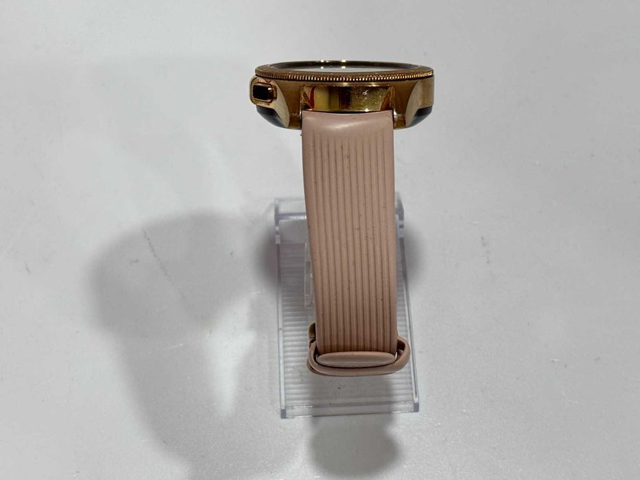 Смарт Часовник - Samsung Watch SM-R810