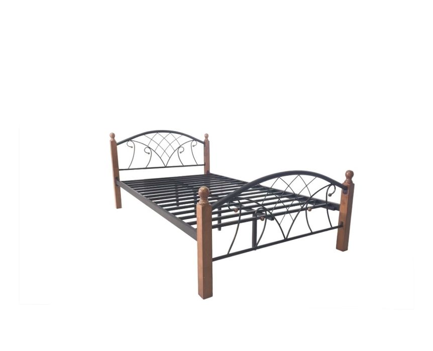 Продам кровать полутораспальная